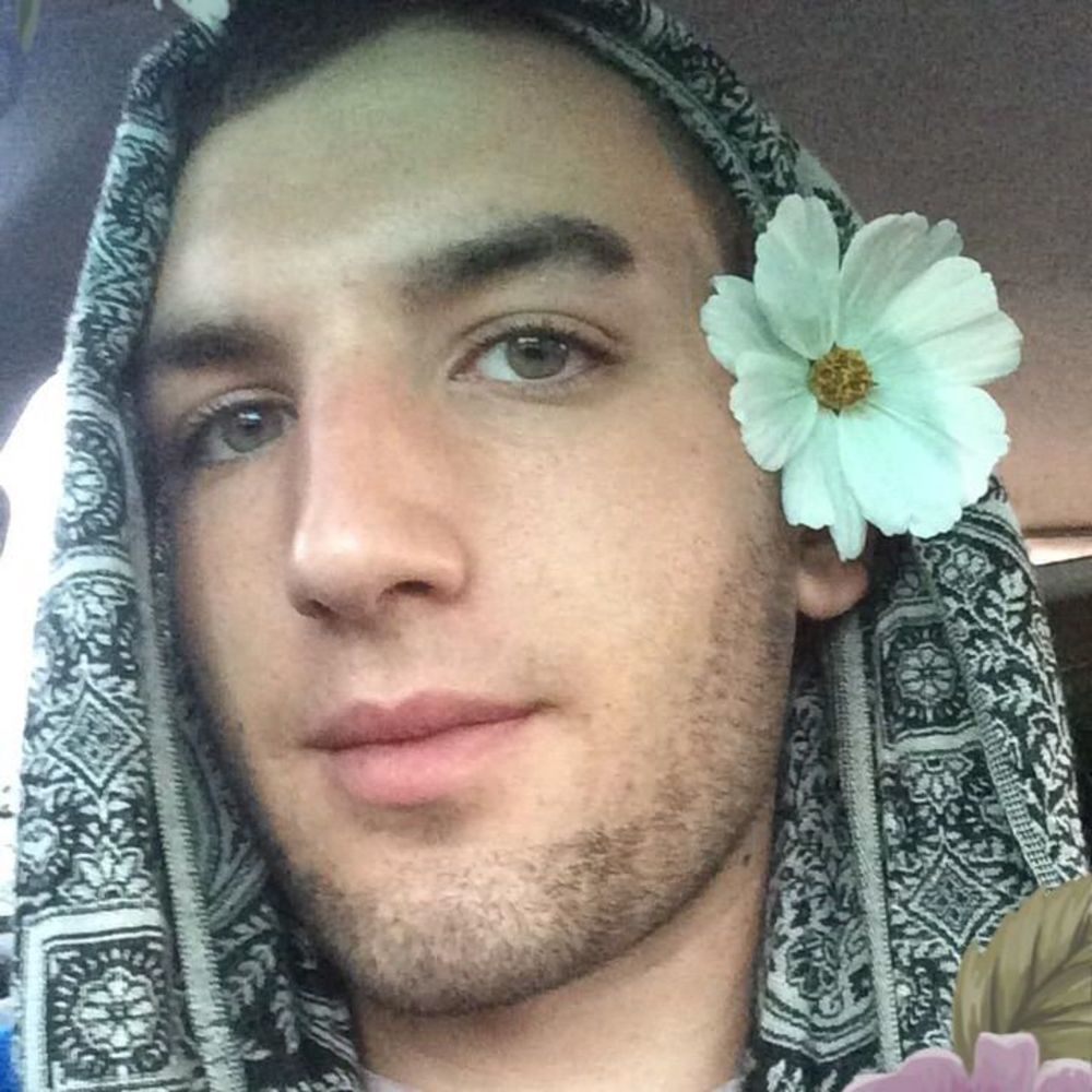 Meet your Posher, Daniel